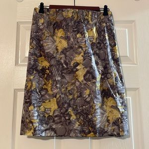 Talbot’s Beautiful soft gray and yellow elastic waist skirt